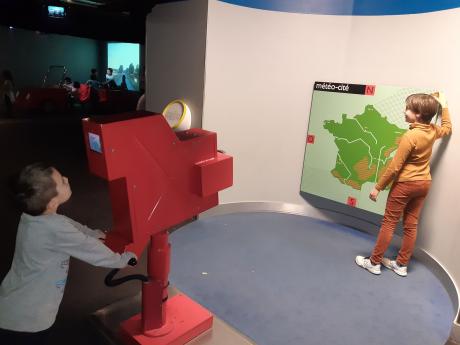 Animatrice et cadreur météo