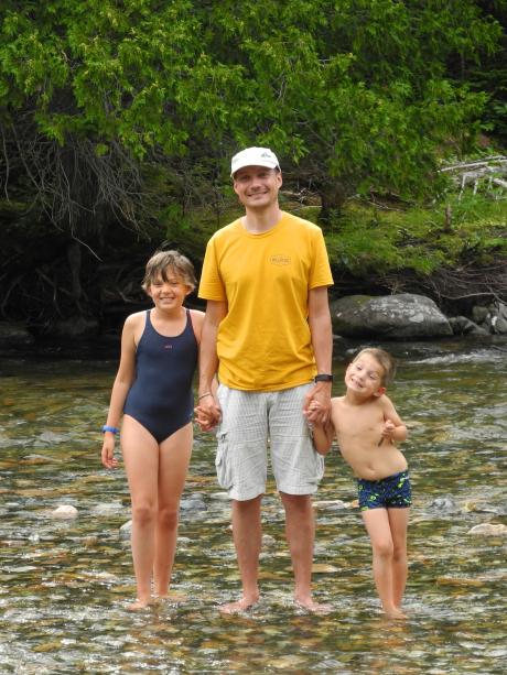 Baignade dans la rivière
