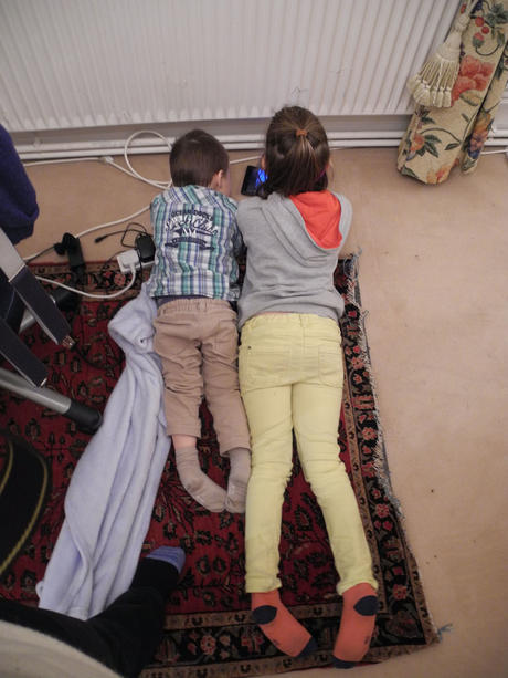 Position pour regarder un dessin animé