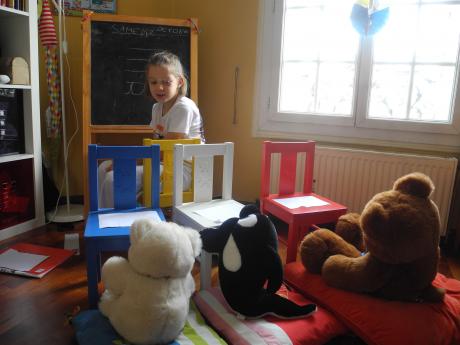 Maîtresse de peluches