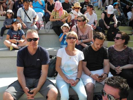 Tous prêts pour le spectacle