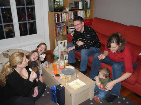 Grimaces en arrière-plan