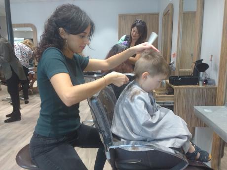 De retour chez le coiffeur